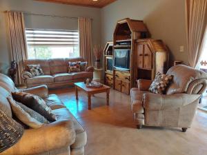 Phomola Manor Holiday Home