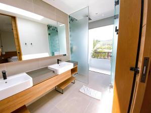 Biệt Thự - 4 Phòng Ngủ (Villa - 4-Bedroom)