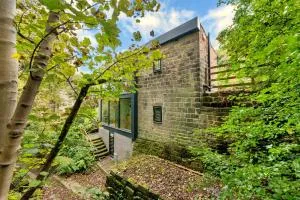 Finest Retreats - Luxurious Hidden Cragg Vale Escape by Hebden Beck - Mytholmroyd