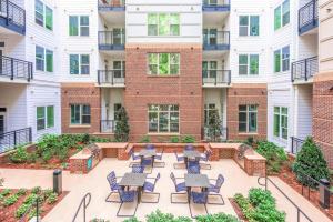 Modish and Spacious Apartments at The Exchange on Erwin in Durham, North Carolina