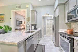 Coastal Ko Olina Townhome - Walk to Beaches!