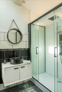 B&B / Chambres d'hotes Chambre d'hote et gite chez Thomas et John : photos des chambres