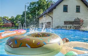 2 Bedroom Amazing Home In Ploskinia