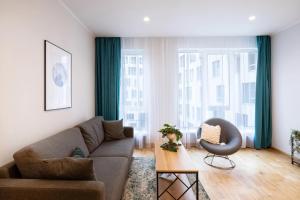 Riverside Design Apartment with underground private parking