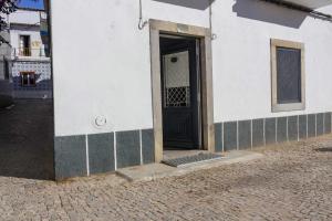 Apartamento Almirante T1 by YHA