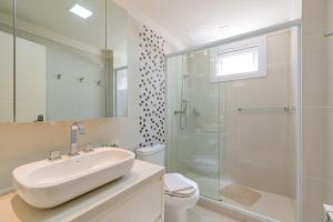 Ap 2 dorm. uma quadra da Catedral