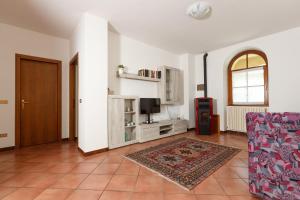 IL COM0 DELLA CIVETTA - La casa di Dorina - Quadrilocale luminosissimo a 5 minuti dal Bernina Express