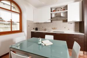 IL COM0 DELLA CIVETTA - La casa di Dorina - Quadrilocale luminosissimo a 5 minuti dal Bernina Express