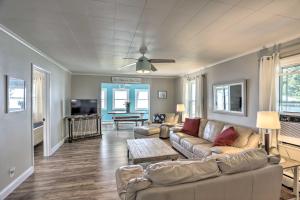 Lakefront Cottage with Fishing and Private Yard!