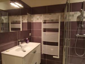 Gîte chaleureux 5 chambres près de Freycenet-la-Cuche, idéal pour familles et amis, animaux admis - FR-1-582-23