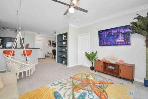 Island Paradise -2Bedroom 2BathNRGMedCenterGalleria