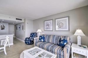 Luxury Oceanfront Condo in NMB with Resort Amenities