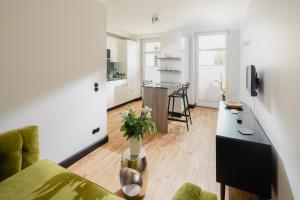 J Huus 4 I 99m I Strand I Kurplatz I EG I Terrasse I Ruhig I King I FB Heizung I Privateingang I Huus Design