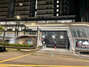 Has Hills Residence - 2 BEDROOMS CONDO with WiFi