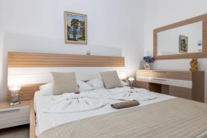 Studio (2 Adults) room in Panos Luxury Studios
