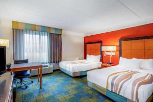 Double Room with Two Double Beds room in La Quinta by Wyndham Fremont / Silicon Valley
