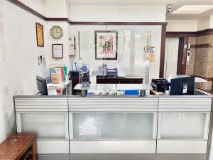 Royal Business Hotel (Self Check-in)