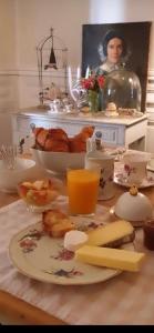 B&B / Chambres d'hotes Le logis blanc bed&breakfast : photos des chambres