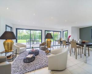 Villas Dream 5BD Villa for Families - Geneva Centre 14KM by GuestLee : photos des chambres