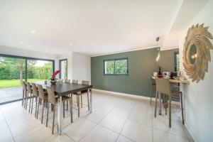 Villas Dream 5BD Villa for Families - Geneva Centre 14KM by GuestLee : photos des chambres