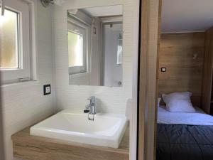 Campings Camping de l'Etang du Pays Blanc : photos des chambres