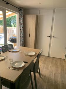 Campings Camping de l'Etang du Pays Blanc : photos des chambres