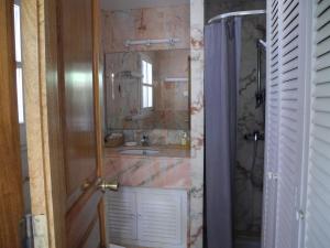 Tranquilos estudios cerca de la playa