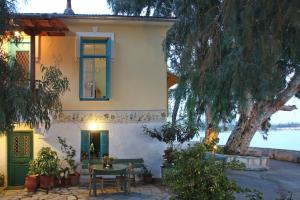 Mairi Lina Studios Pelion Greece