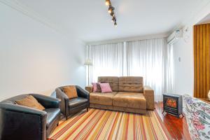 Amplo apartamento ao lado da Rua Coberta