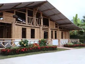 Villa Jardines de la Monarca - Rivera