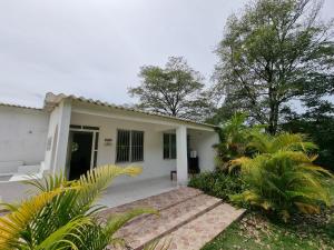 VILLETA, CASA CAMPESTRE CERCA DE PAYANDE - 4hvězdičkové hotely ve městě Villeta