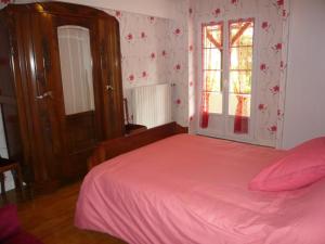 Maisons de vacances Gite Saint-Pourcain-sur-Sioule, 5 pieces, 9 personnes - FR-1-489-60 : photos des chambres