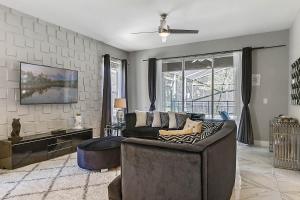 4 Bedrooms 3 Bathrooms Bella Vida 911 Mb