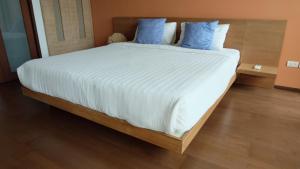 Baan Chan Talay - D32 A modern comfortable 2 bedroom apartment in Chaam