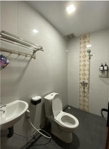 CN Homestay B1 Floor 2 at Nagoya Hill Mall