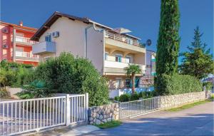 Stunning Apartment In Dramalj With Wifi