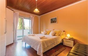 Stunning Apartment In Dramalj With Wifi 