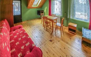 2 Bedroom Pet Friendly Home In Legbad