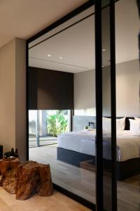 Lombok Private Villa Estate - Pool Villas by the Beach