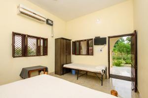 Aryan Camp - RiverView Farmstay, Panna Tiger Reserve, Madla