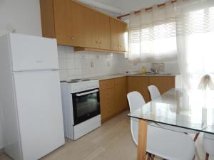 Cozy apartment for 3-6 people-Center Tripoli