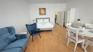 Herzlich Willkommen - Küss die Hand 4