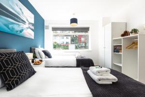 3 Bedrooms house ideal for long Stays!