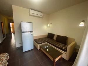 شاليهات عائلية صف اول علي البحر مباشرة بورتو ساوث - العين السخنة