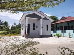 Wanna Homestay - Kampong Kubang Bemban