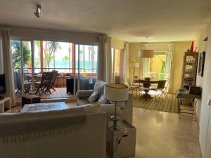 Apartamento Puerto de Sotogrande con vistas al mar