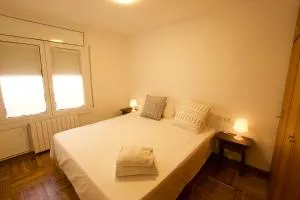Apartament Roma - Caixáns