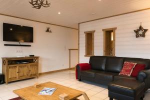 Chalets Chalet Credence Morzine Outdoor Hot Tub Sleeps 19 : photos des chambres