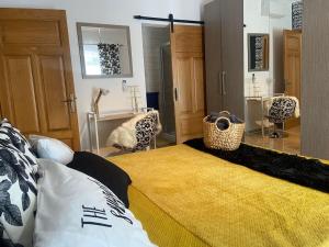 GOZO TA CENC RESIDENCE WITH COMMUNAL POOL