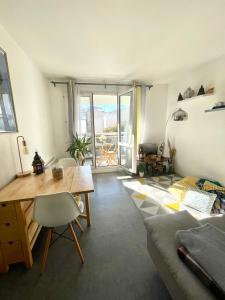 Studio in the heart of Paris next PéreLachaiseBastille